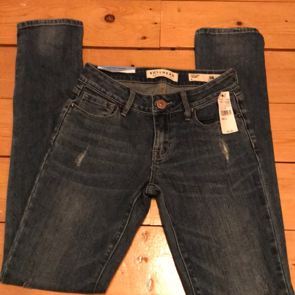 NWT Bullhead Denim co. Jeans!